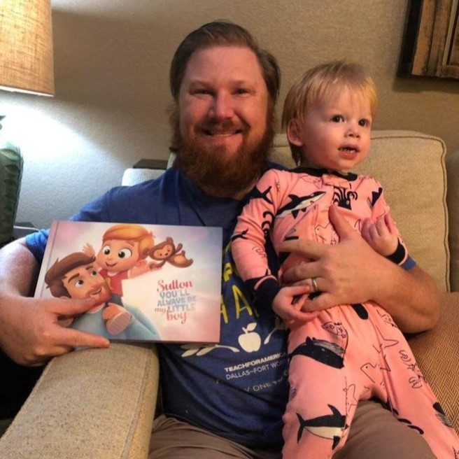 Father's day is the perfect occasion for a gift - a personalized book!